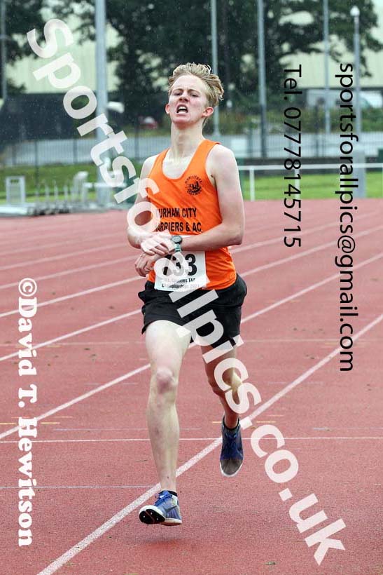 Mens and Boys 1500 metres, 2021 North Eastern Track and Field Champs., Middesbrough. Photo: David T. Hewitson/Sports for All Pics